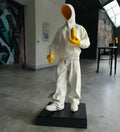 Hollow man Spray