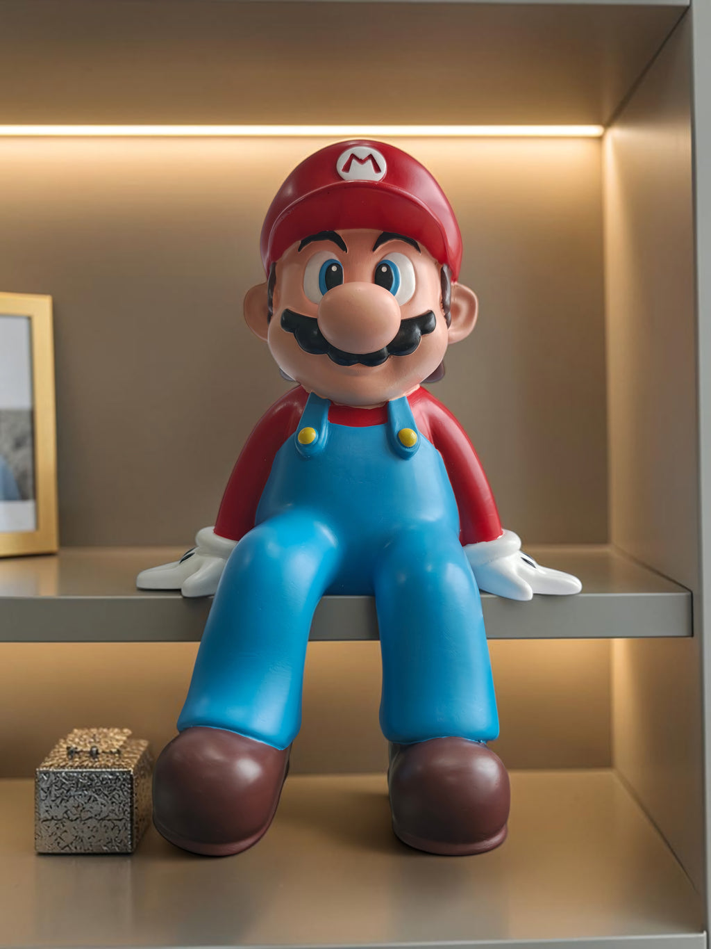 Super Mario Character Figurine - Colorful Gaming Table Decor