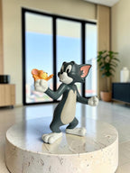 Tom & Jerry Table Decor Figurine - Playful Cartoon Duo Sculpture