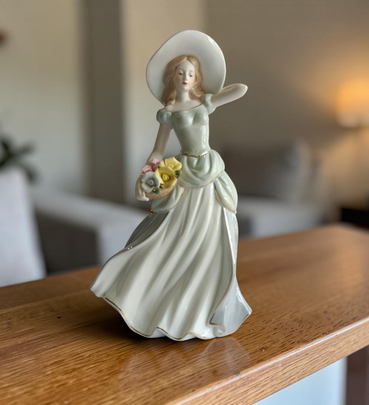 Preimium Ceramic Girl