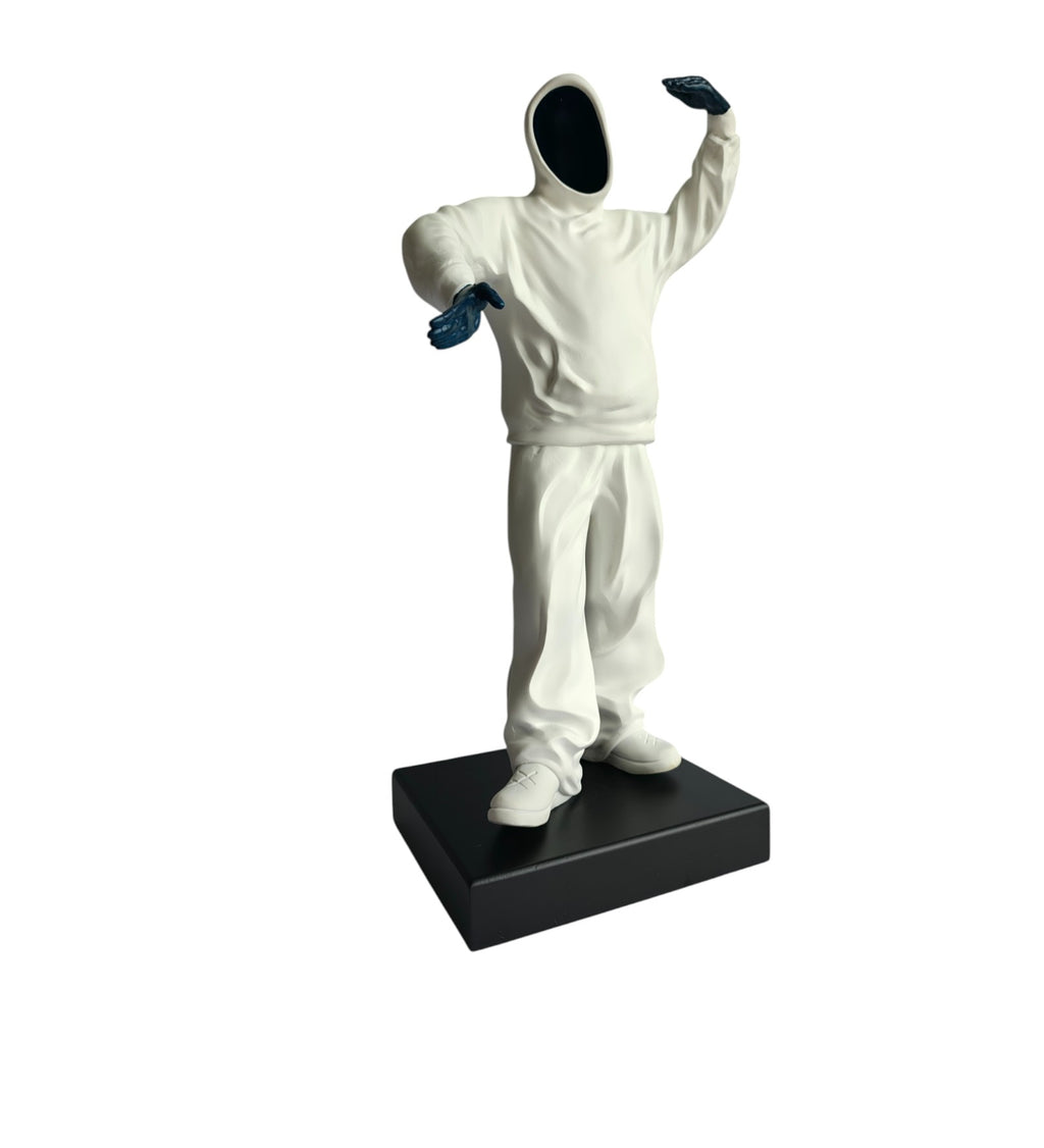 Hollow man Large
