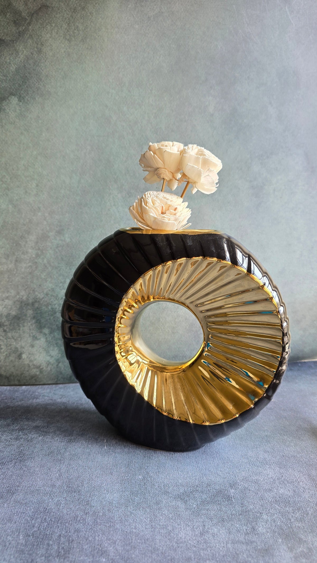 Black & Golden Ceramic Premium Circular Vase