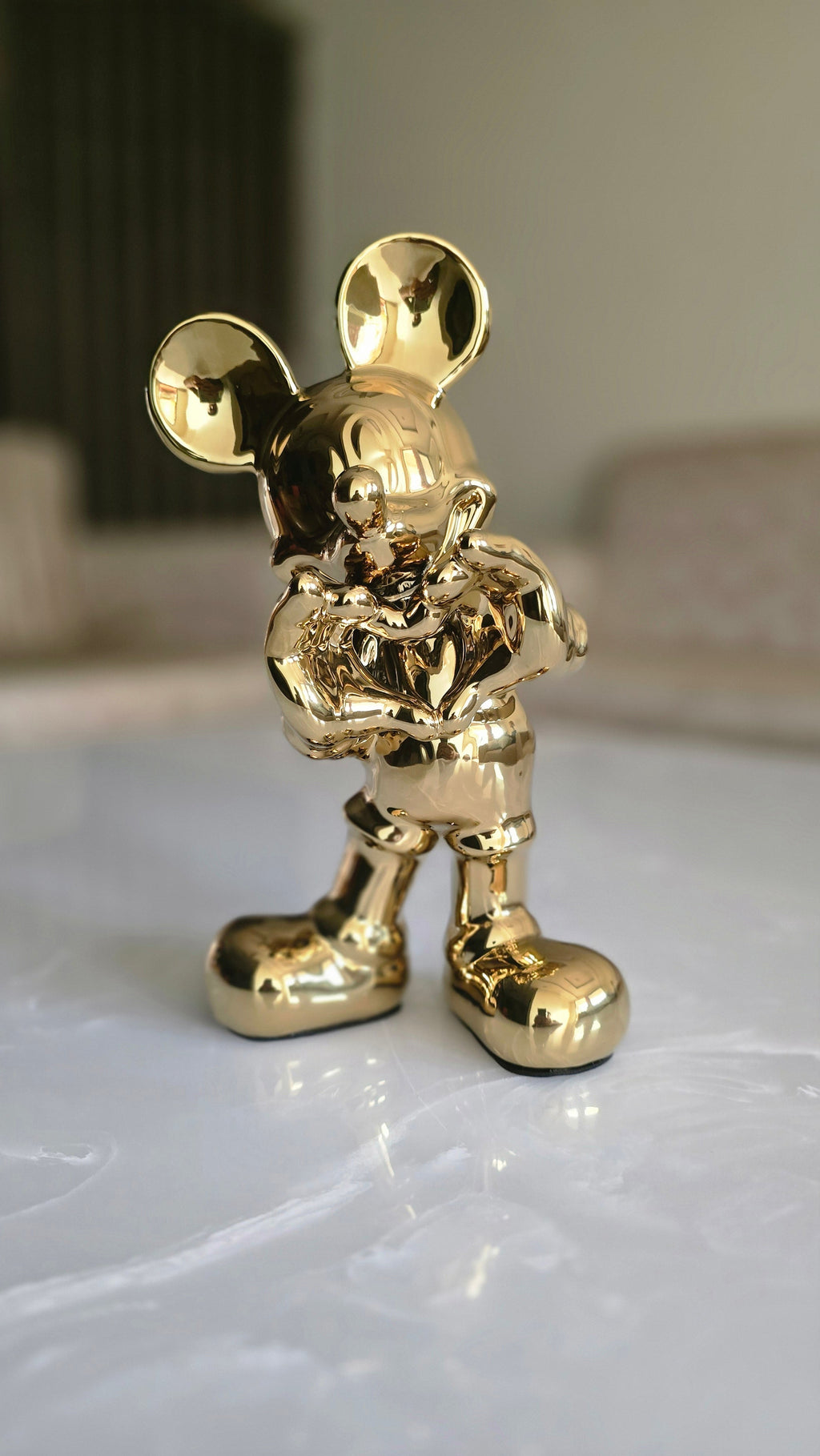 Premium & Elegant  Golden Heart Mickey Mouse