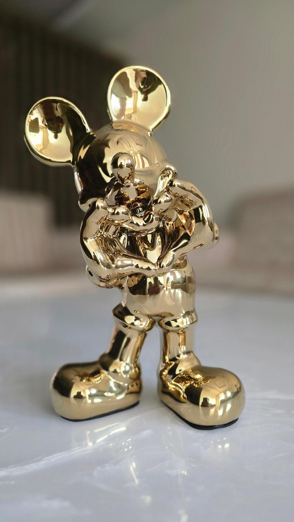 Premium & Elegant  Golden Heart Mickey Mouse