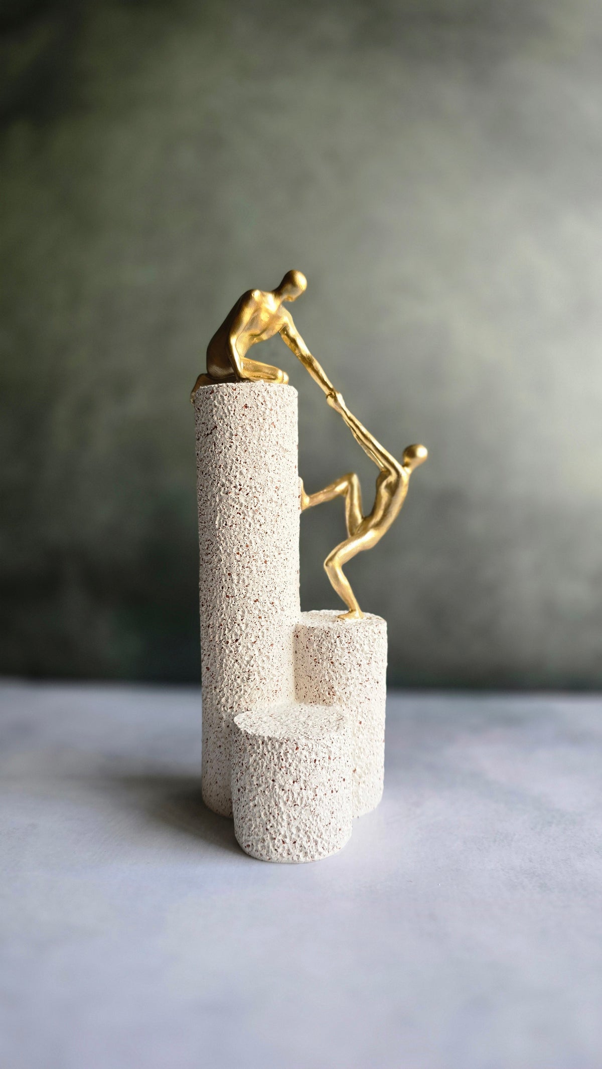 White & Golden Premium Climbing Couple