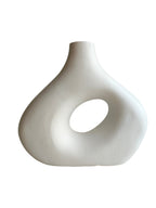 AIRA - Minimalist Nordic Donut Vase