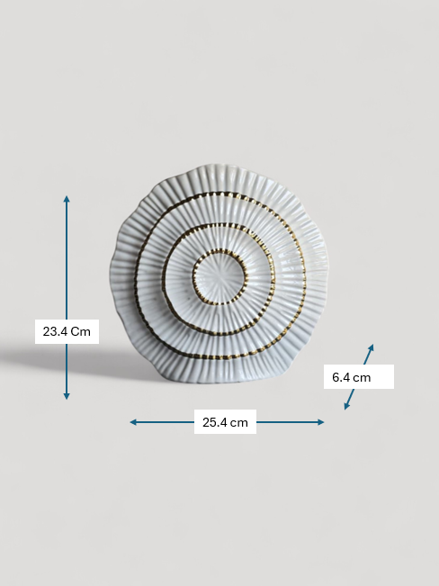 White & Golden Shell Shaped Vase